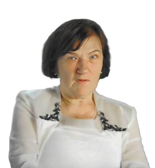 Portr&auml;t einer Frau mit kurzem, dunklem Haar, die einen verwunderten Gesichtsausdruck zeigt und ein wei&szlig;es Oberteil tr&auml;gt.