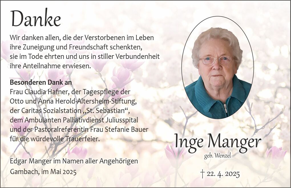 Trauercard mit Dankesworten, einem Ovalfoto einer &auml;lteren Frau und Pastellt&ouml;nen von Bl&uuml;ten im Hintergrund.