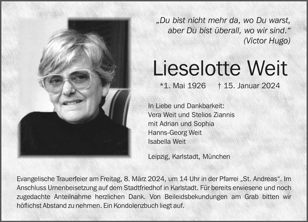 Schwarz-wei&szlig;es Portr&auml;t einer Frau mit Brille, umrahmt von Text zu ihrem Leben und Traueranzeige.