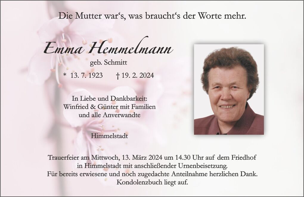 Traueranzeige f&uuml;r Emma Hemmelmann mit Namen, Daten, Dankesw&uuml;nschen und Platz f&uuml;r ein Kondolenzbuch. Bl&uuml;tenhintergrund.