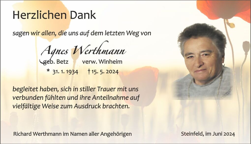 Dankeskarte mit Portrait von Agnes Werthmann, umgeben von lila Mohnblumen, mit Todesdaten und Trauerbekundungen.