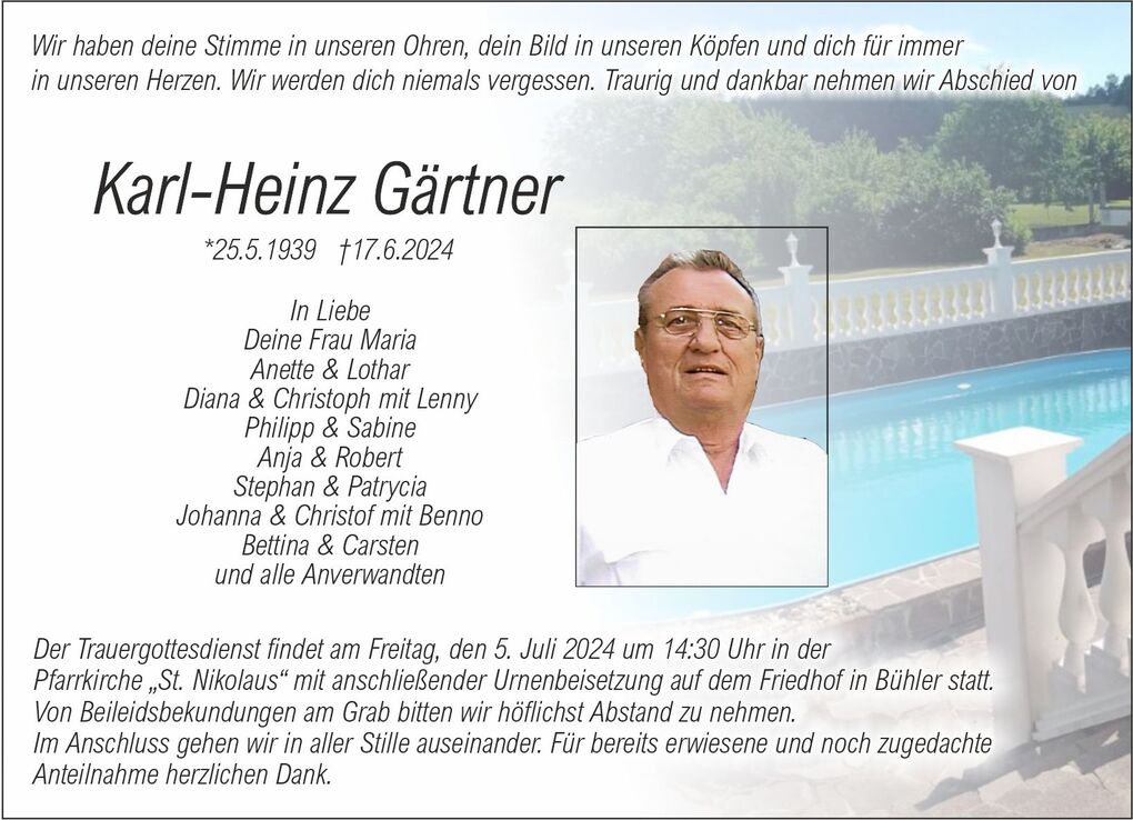 Abbildungsbeschreibung: Traueranzeige f&uuml;r Karl-Heinz G&auml;rtner mit Angaben zur Trauerfeier und einem Portr&auml;tfoto an einem Swimmingpool.