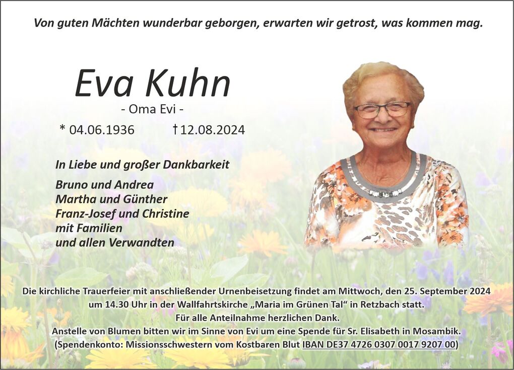 Trauerkarte mit Foto von Eva Kuhn, umrahmt von Blumen und Inschrift zu Lebensdaten und Trauerfeier.
