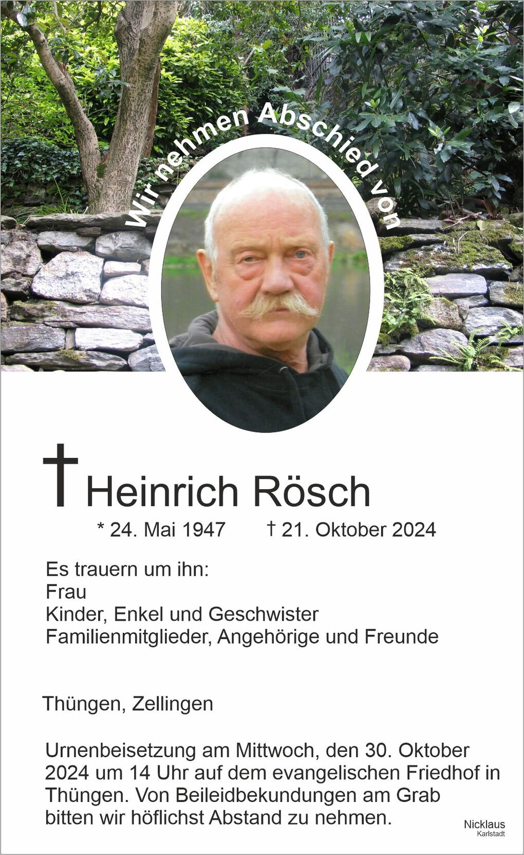 Sterbeanzeige f&uuml;r Heinrich R&ouml;sch, umgeben von gr&uuml;ner Natur, mit dem Hinweis zur Urnenbeisetzung in Th&uuml;ngen.