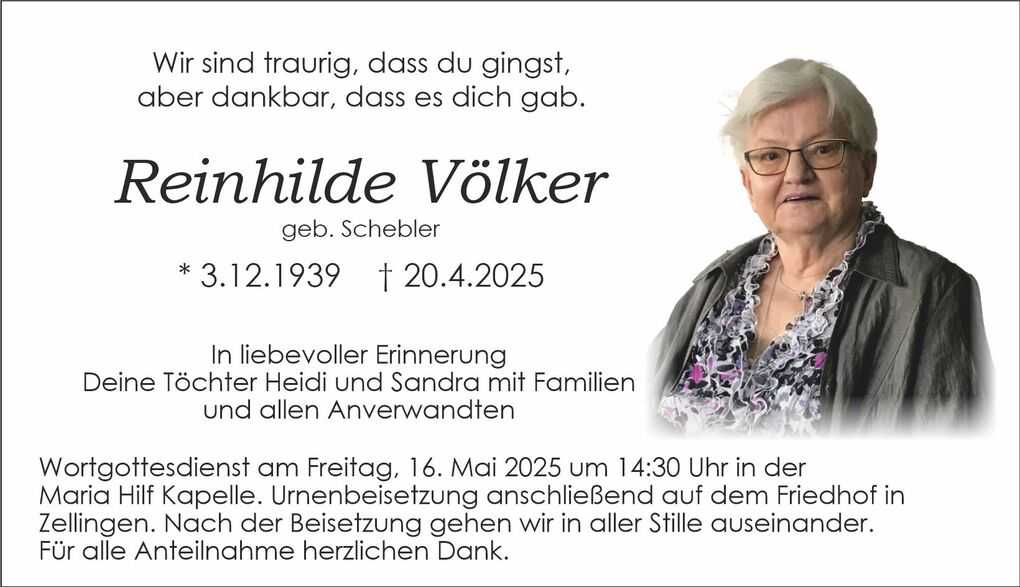 Traueranzeige mit Bild einer &auml;lteren Frau, die eine graue Bluse tr&auml;gt, umgeben von Text zur Erinnerungsfeier.